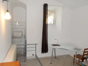 Pronájem kanceláře, Praha - Vinohrady, Lužická, 18 m2