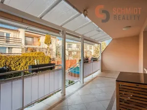 Prodej rodinného domu, Hustopeče, U Větrolamu, 300 m2