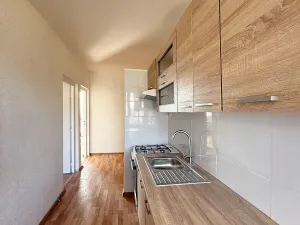 Pronájem bytu 2+1, Klášterec nad Ohří, Jana Ámose Komenského, 60 m2