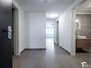 Pronájem bytu 2+kk, Pardubice - Zelené Předměstí, nábřeží Závodu míru, 78 m2