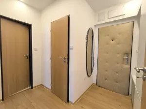 Pronájem bytu 2+kk, Hradec Králové, Dukelská třída, 54 m2