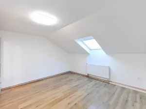 Pronájem ubytování, Praha - Hloubětín, Aloisovská, 340 m2