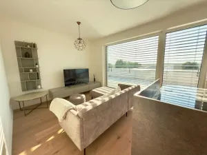 Pronájem bytu 2+kk, Praha - Ďáblice, Oldřichovská, 39 m2