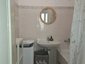 Pronájem bytu 2+kk, Praha - Dejvice, Koulova, 41 m2