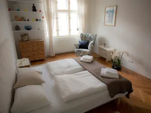 Pronájem bytu 3+kk, Praha - Podolí, Na dolinách, 68 m2