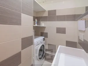 Pronájem bytu 1+1, Praha - Troja, 35 m2