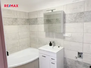 Pronájem rodinného domu, Senec, 100 m2