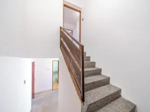 Prodej rodinného domu, Běštín, 193 m2