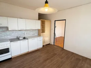 Pronájem bytu 2+1, Jablonec nad Nisou, Budovatelů, 58 m2