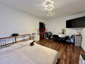 Prodej bytu 2+1, Planá nad Lužnicí, Příčná, 46 m2