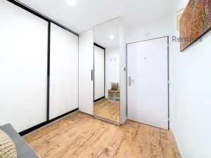 Pronájem bytu 2+1, Praha - Kobylisy, Březiněveská, 69 m2