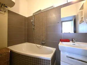 Prodej bytu 2+kk, Olomouc, Šmeralova, 53 m2