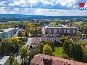 Pronájem bytu 2+kk, Mariánské Lázně - Úšovice, Kubelíkova, 47 m2