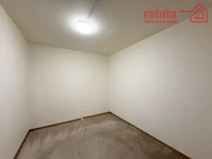 Pronájem bytu 2+1, Chomutov, Březenecká, 64 m2