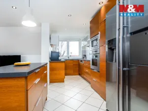 Prodej rodinného domu, Sokoleč, Švestková, 184 m2