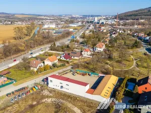 Prodej výrobních prostor, Zlín, Šrámkova, 643 m2