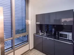 Pronájem kanceláře, Praha - Podolí, Na hřebenech II, 631 m2