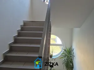 Prodej bytu 2+kk, Rousínov, Nad Školou, 45 m2