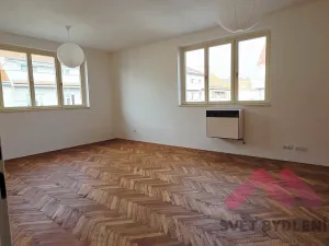 Pronájem bytu 2+1, Praha - Žižkov, Ambrožova, 82 m2