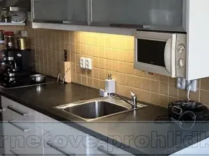 Pronájem pokoje, Praha - Troja, Krosenská, 16 m2