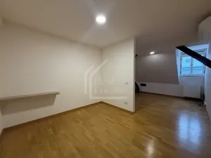 Pronájem bytu 2+kk, Praha - Karlín, Sokolovská, 89 m2