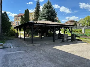 Prodej podílu ubytování, Týnec, 1050 m2