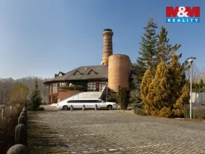Prodej restaurace, Černotín, 2100 m2