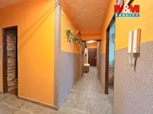 Prodej bytu 4+1, Dačice - Dačice V, U Stadionu, 88 m2