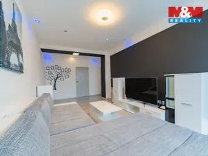 Prodej bytu 2+1, Cheb, Na Hradčanech, 54 m2