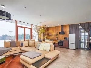 Prodej apartmánu, Černá v Pošumaví, 202 m2