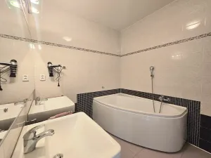 Pronájem bytu 3+kk, Praha - Žižkov, Pod Parukářkou, 75 m2