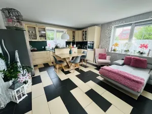 Prodej rodinného domu, Prackovice nad Labem, 190 m2