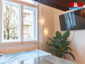 Pronájem bytu 1+kk, Praha - Nusle, náměstí Bratří Synků, 23 m2