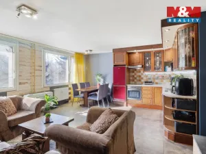 Prodej bytu 3+kk, Průhonice, Na Sídlišti III, 67 m2