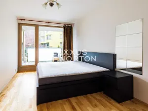 Pronájem bytu 2+kk, Praha - Žižkov, Jeseniova, 62 m2