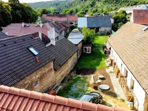 Prodej vícegeneračního domu, Hředle, 398 m2