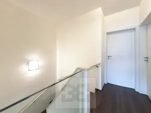 Pronájem rodinného domu, Praha - Dolní Měcholupy, 102 m2