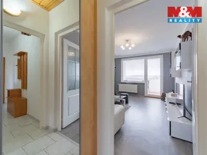 Prodej bytu 2+1, Cheb, Šeříková, 56 m2