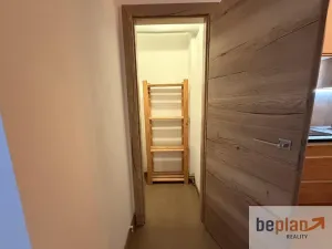 Pronájem bytu 1+1, Děčín, Hálkova, 44 m2