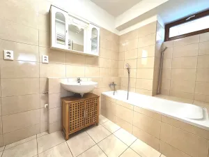 Pronájem bytu 2+kk, Praha - Holešovice, Varhulíkové, 53 m2