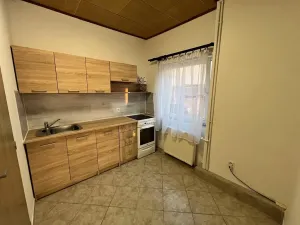 Pronájem bytu 2+1, Turnov, U Lomu, 36 m2