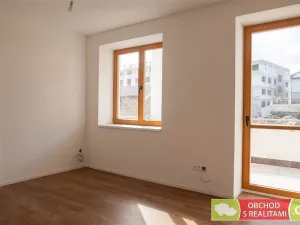 Pronájem bytu 2+kk, Praha, Na Výšince, 38 m2