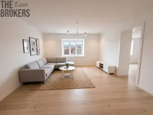 Pronájem kanceláře, Blatná, náměstí Míru, 370 m2