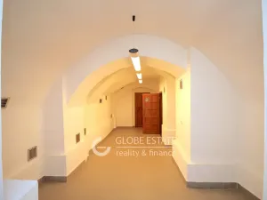 Prodej kanceláře, Jihlava, Masarykovo náměstí, 1141 m2