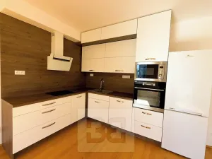 Pronájem bytu 2+kk, Plzeň, Inženýrská, 58 m2