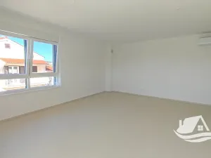 Prodej bytu 4+kk, Vodice, Chorvatsko, 90 m2