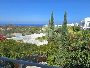 Prodej bytu 2+1, Agios Amvrosios Keryneias, Kypr, 87 m2