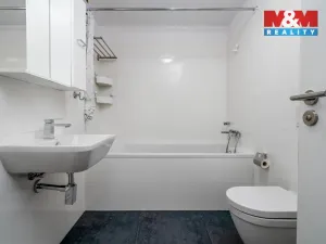 Prodej bytu 3+kk, Horoměřice, Karla IV., 76 m2