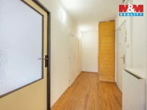 Pronájem bytu 2+1, Praha, Pod lipami, 42 m2