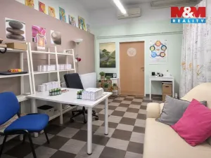 Prodej obchodního prostoru, Pardubice - Zelené Předměstí, Smilova, 72 m2